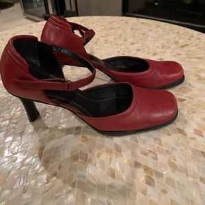 Nine West Red Pump